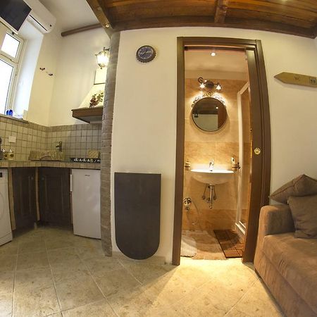 Underground Rome'S Room Exterior photo