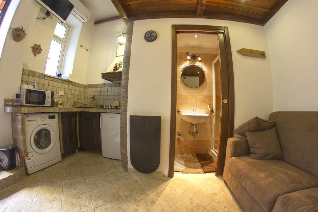 Underground Rome'S Room Exterior photo